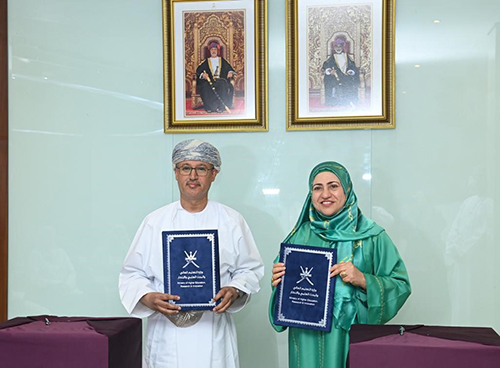 Dhofar University and the Ministry of Higher Education, Scientific Research and Innovation signed a contract to support scientific incubators for the year 2023