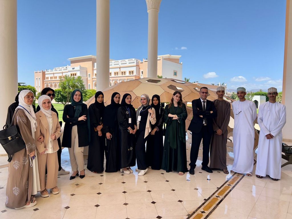 Interior Architecture Students Leave Their Mark on Dhofar University’s Culture Week