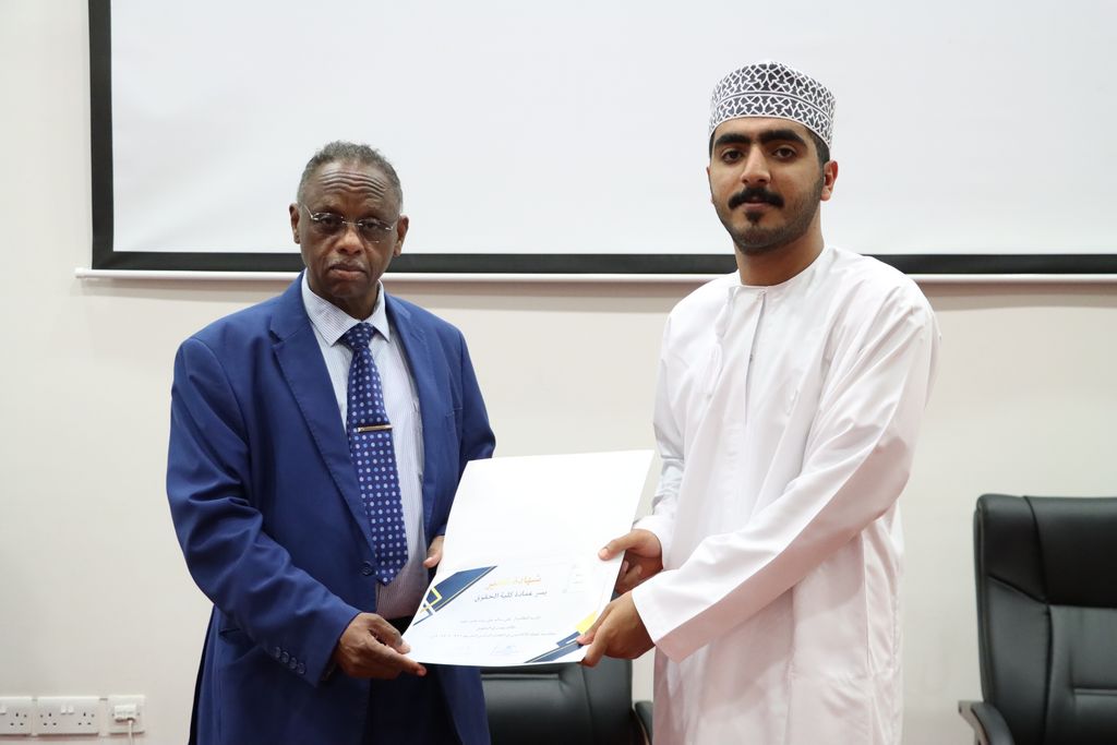 Meeting of the Dean of the College of Law with new students and honoring distinguished students Meeting of the Dean of the College of Law with new students and honoring distinguished students