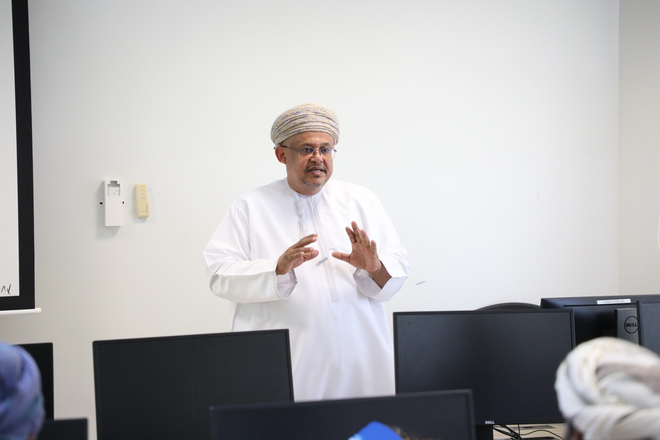 Office course for agricultural, fisheries and water resources employees at Dhofar  University