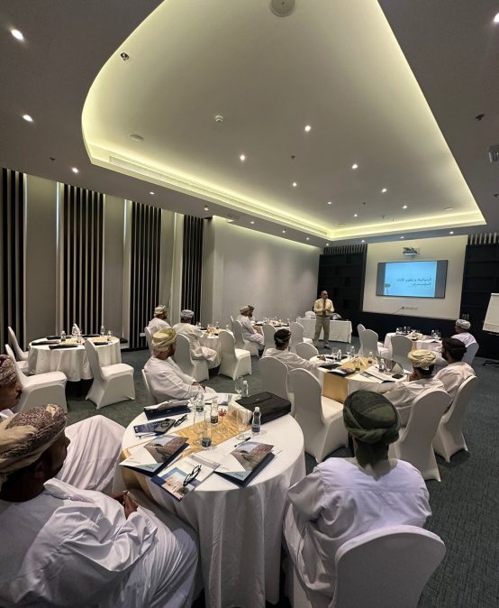 Dhofar University implements governance program and institutional performance development for Dhofar Municipality employees.