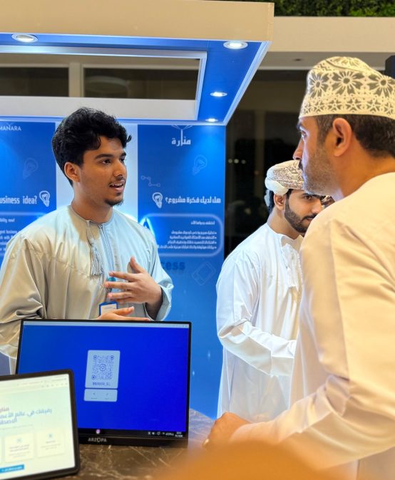 In partnership with the Entrepreneurship Center: Participation of Engineering Students in the INJAZ Oman Student Companies Exhibition