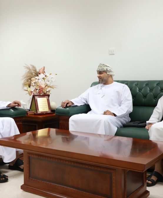 MoHERI Delegate Visits Dhofar University