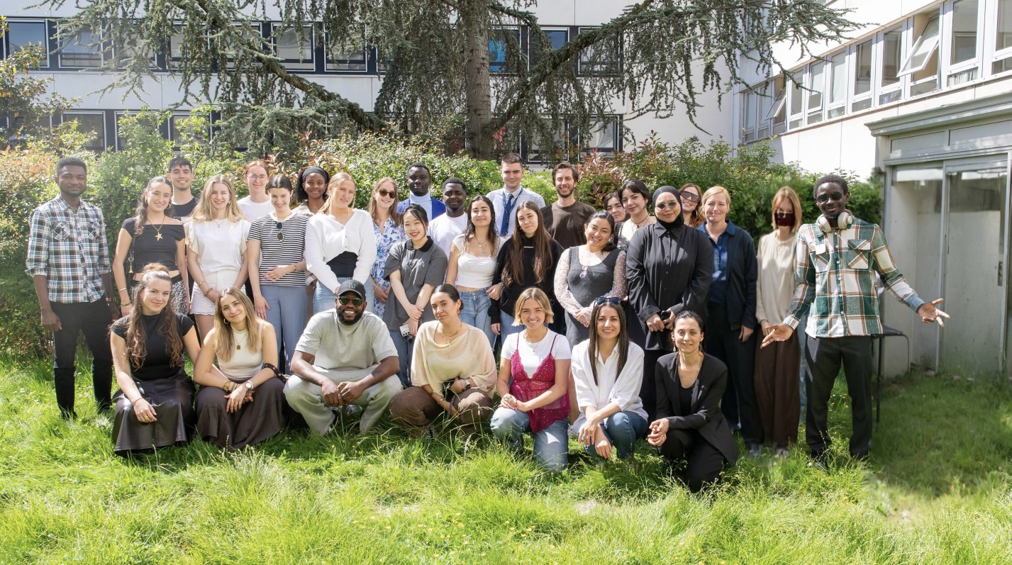 جامعة ظفار تختتم مشاركة طلابها في برنامج تبادل طلابي ببلجيكا DU Students Compelte Enriching Exchange Program in Belgium