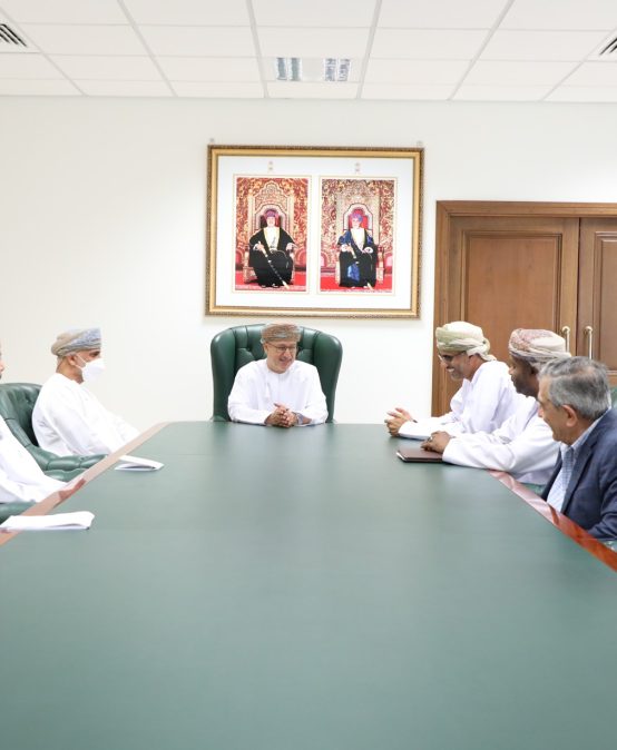 Dhofar University Vice Chancellor Welcomes Delegation from Ministry of Agriculture, Fisheries and Water Resources